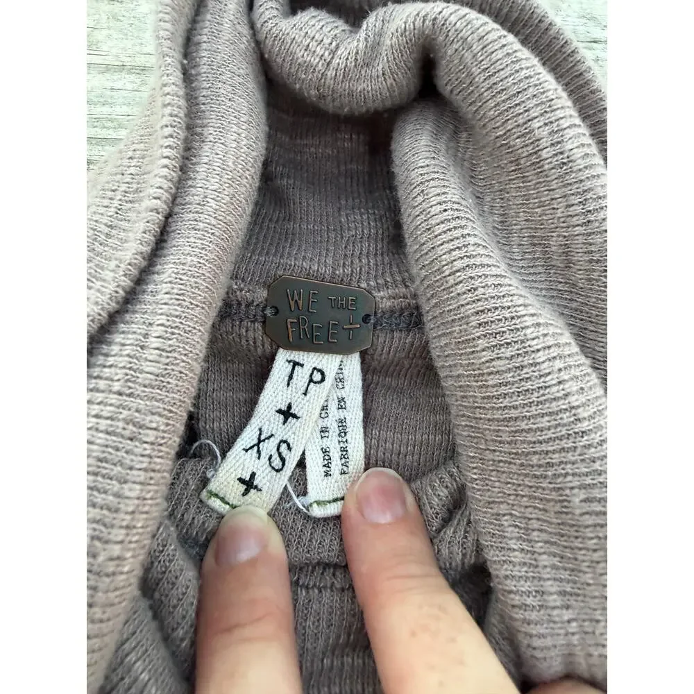 Free People We The Free Split Back Turtleneck Sweater - Brown - Size XS - Picture 4 of 5